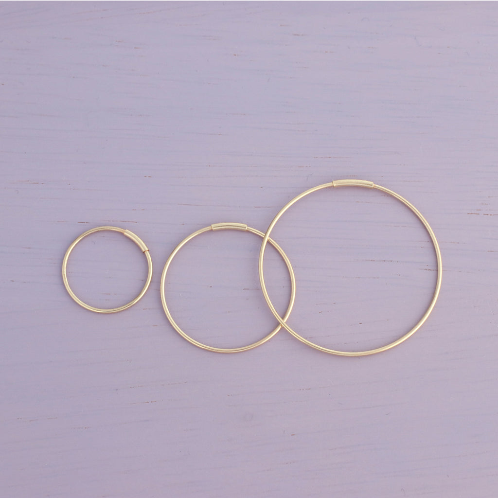 14K Gold Small Thin Hoop Earrings | Musemond, 6mm / 14K Yellow Gold / Single