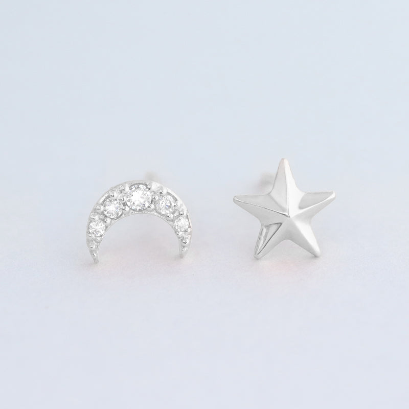 Star & Moon Stud Earring- 14K Gold
