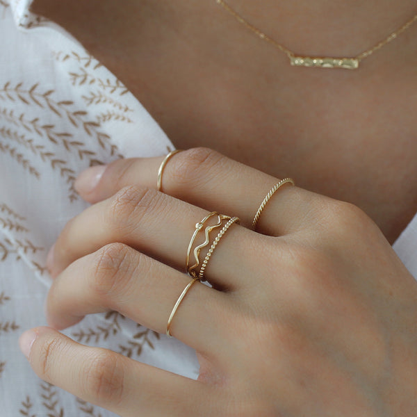 Simple Band in 14k Gold – Token Jewelry