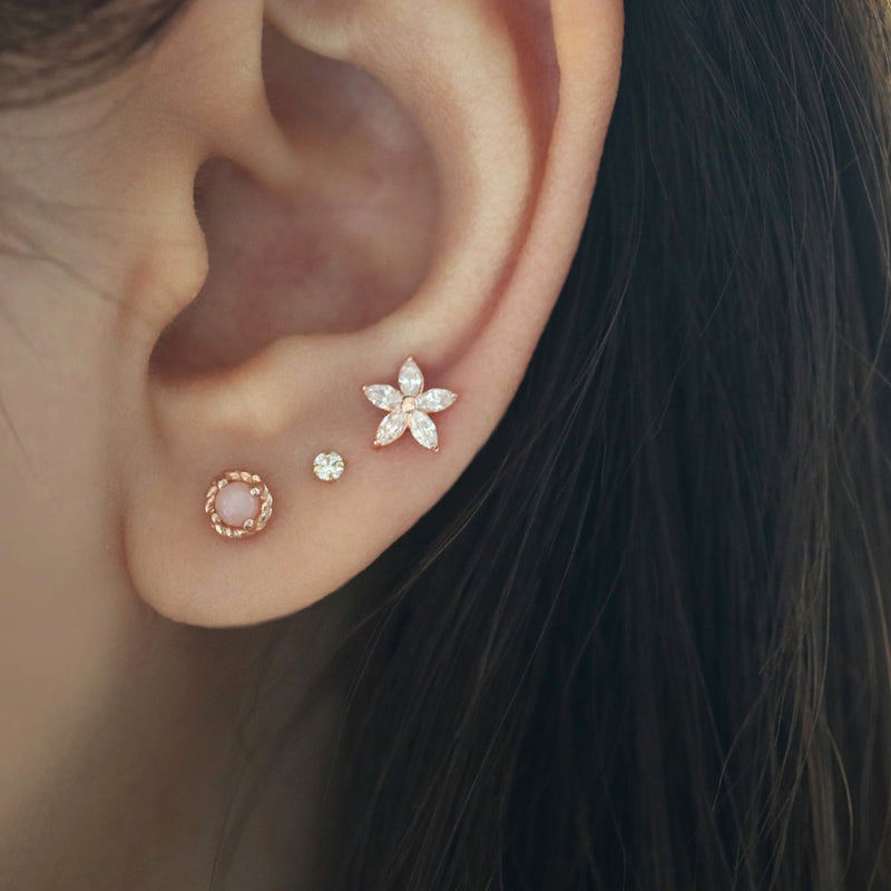 Flower Cartilage Stud Earring- 14K Gold