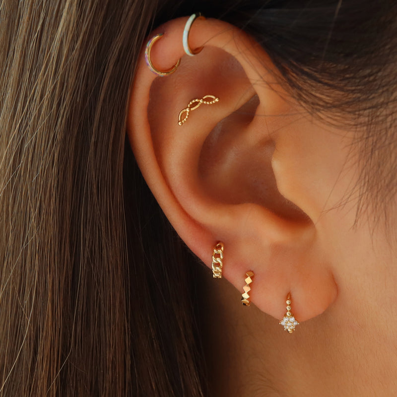 Dalia Curve Stud Flat Back Earring- 14K Gold