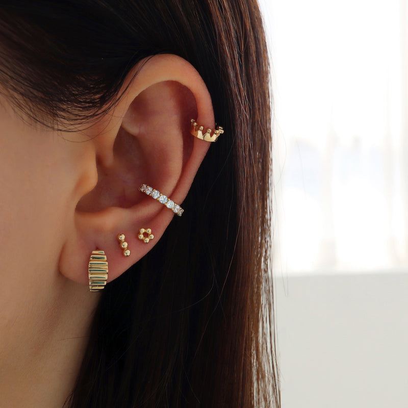 Dot Flower Stud Earring- 14K Gold