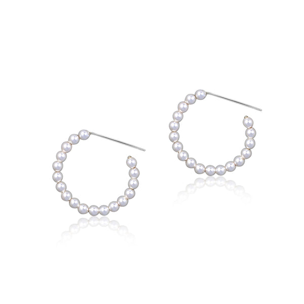 アクセサリー ambush peal silver hoop earrings v Cultured Pearl & White Topaz Crossover Huggie Hoop Earrings