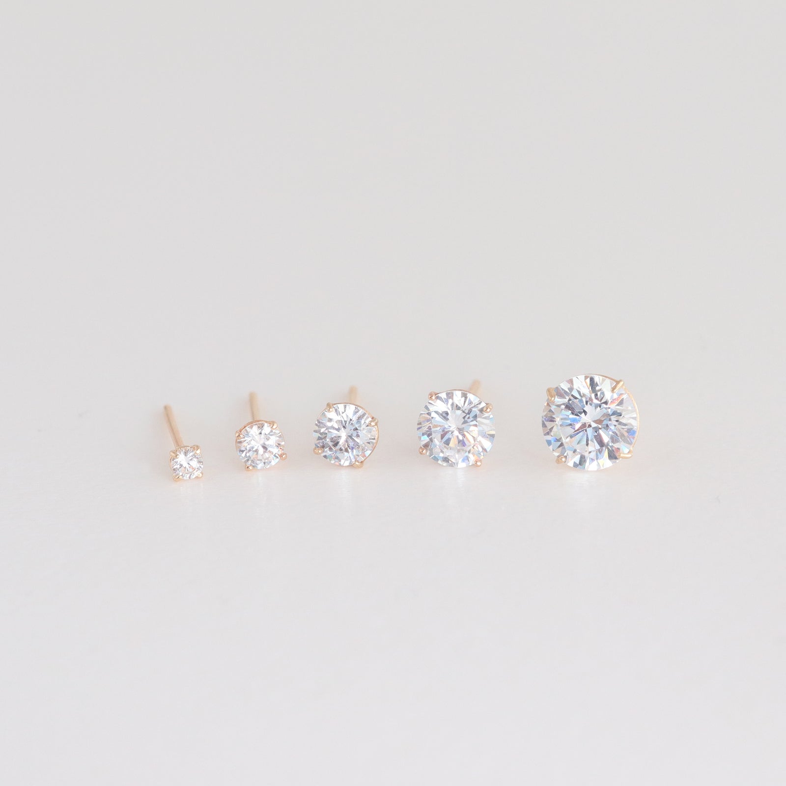 [STONE HENgE] 韓国☆14K White Gold☆M0733 Earrings 14k White Gold White Topaz and Diamond Stud Earrings