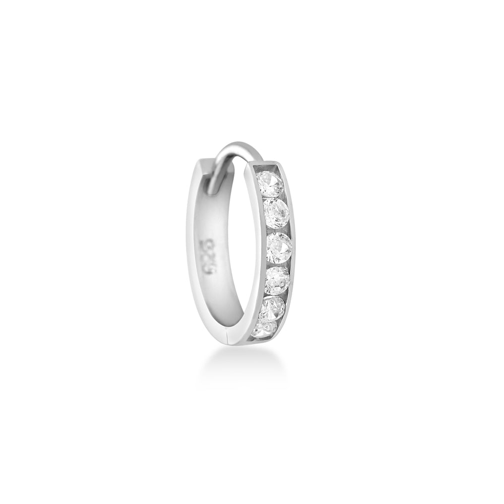 TINY HUGGIES HOOP – Artizan Joyeria