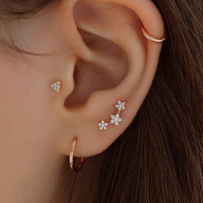 Curved Triple Flower Cartilage Earring